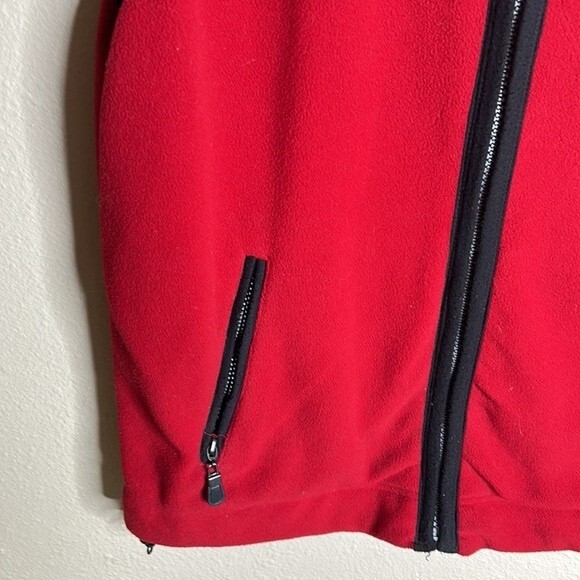 Virgin Mobile Vest - Roots Athletics Tag - Size Small - Red Vest - Picture 6 of 10